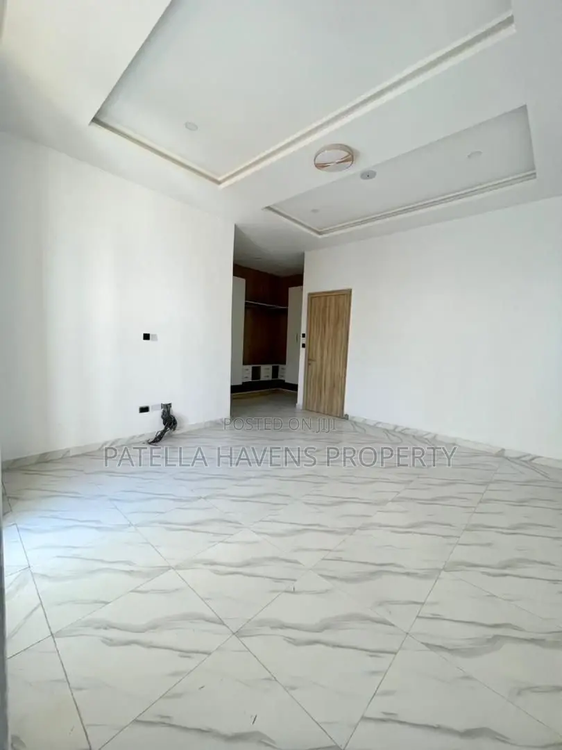 4bdrm Duplex in Lekki for sale in Lekki