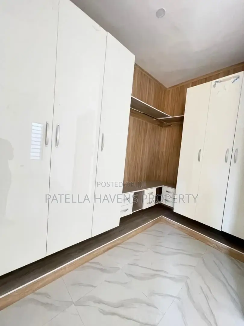 4bdrm Duplex in Lekki for sale in Lekki