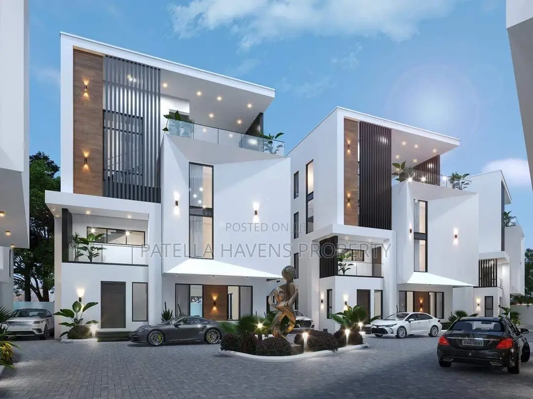 5bdrm Duplex in Old Ikoyi for sale in Old Ikoyi