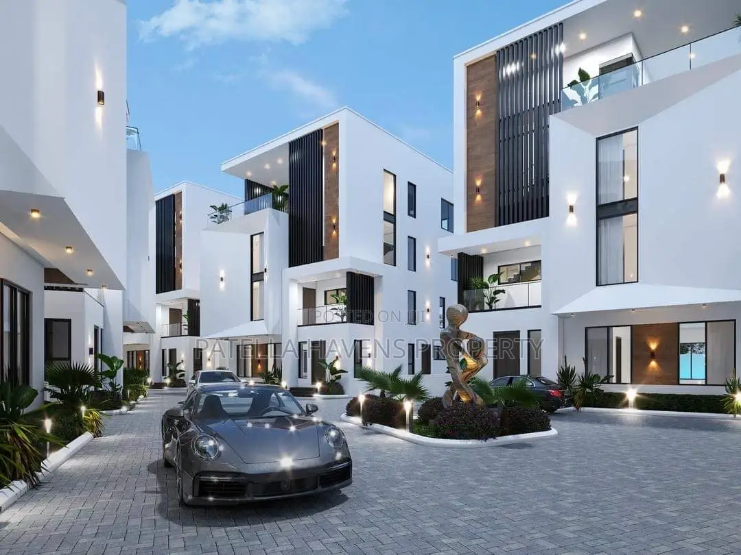 5bdrm Duplex in Old Ikoyi for sale in Old Ikoyi