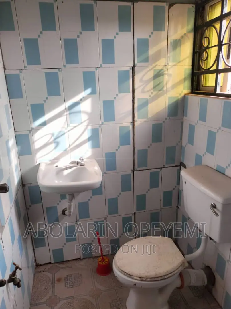6 Units of 3bedroom Flat Facing Main Road FMC /Beside Lisabi High Sch. in Abeokuta South