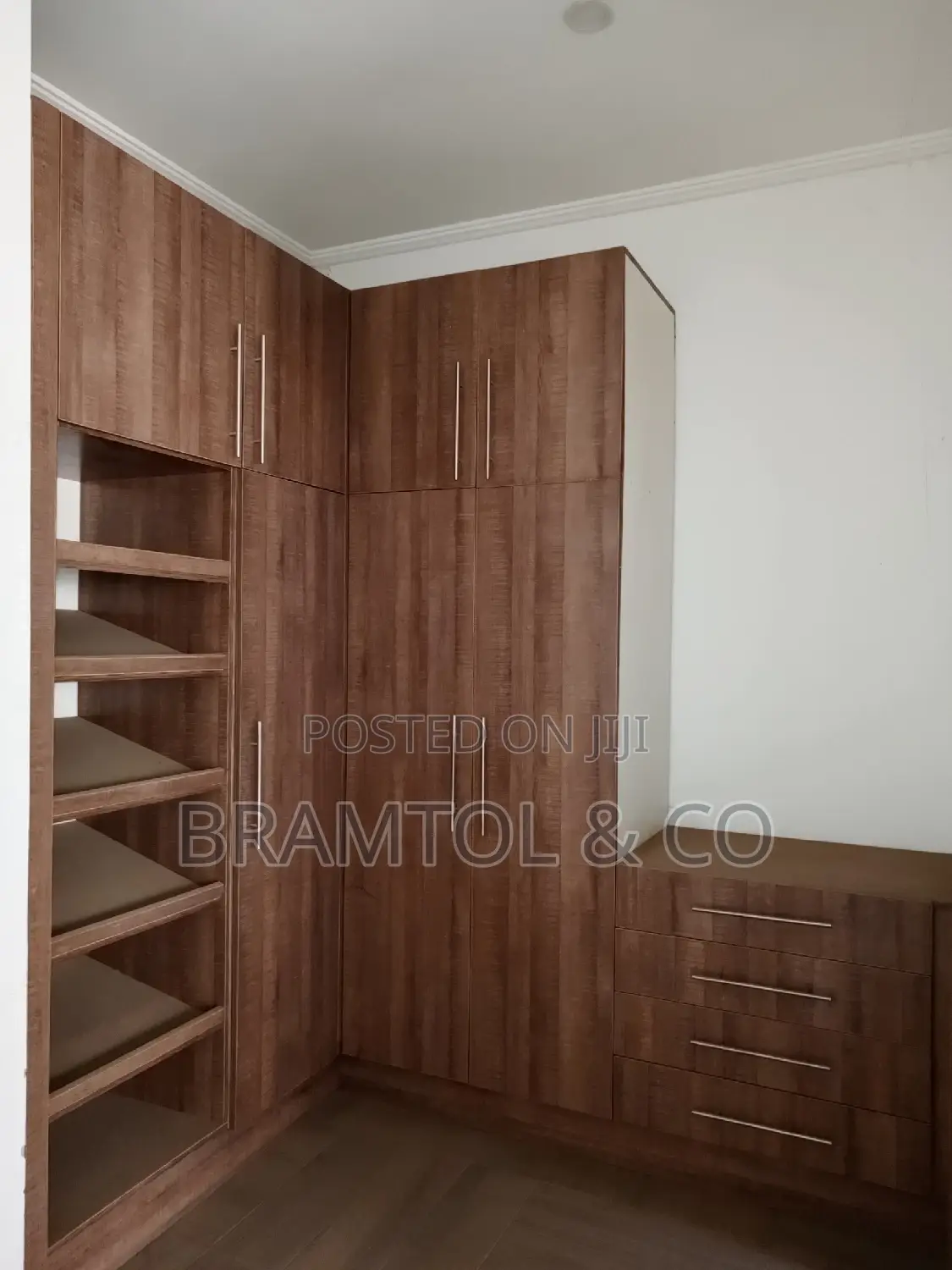 4bdrm Townhouse / Terrace in Durumi for rent in Durumi