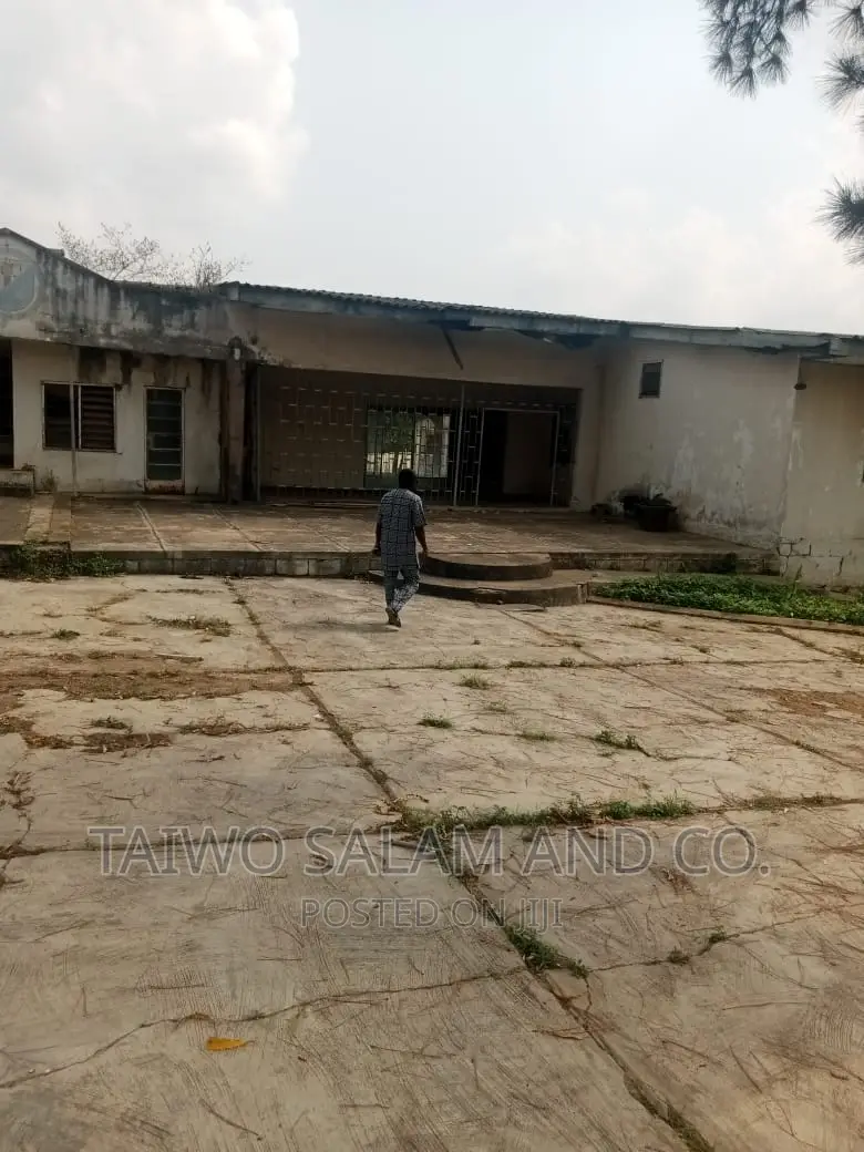 4618sqm of Over 1 Acre of Land at Oladele Ajao Area Jericho Ibadan in Ibadan