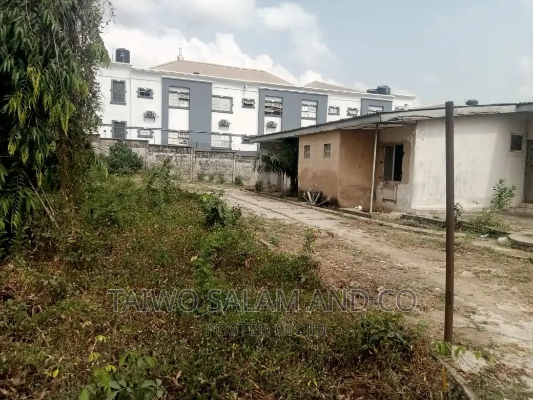 4618sqm of Over 1 Acre of Land at Oladele Ajao Area Jericho Ibadan in Ibadan