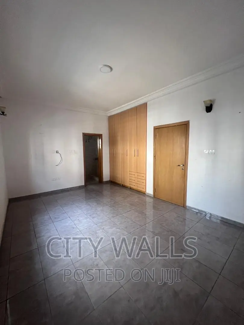 4bdrm Townhouse / Terrace in Richmond Estate, Ikate for rent in Ikate