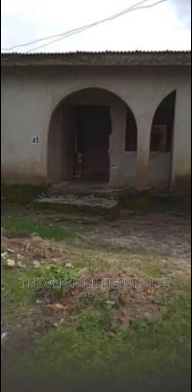 3bdrm Bungalow in Afobaje Ota for sale in Ado-Odo/Ota