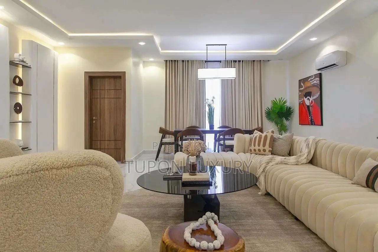 Luxury 3bed Apartment, With Pool, Snooker Gym in Lekki Phase 1