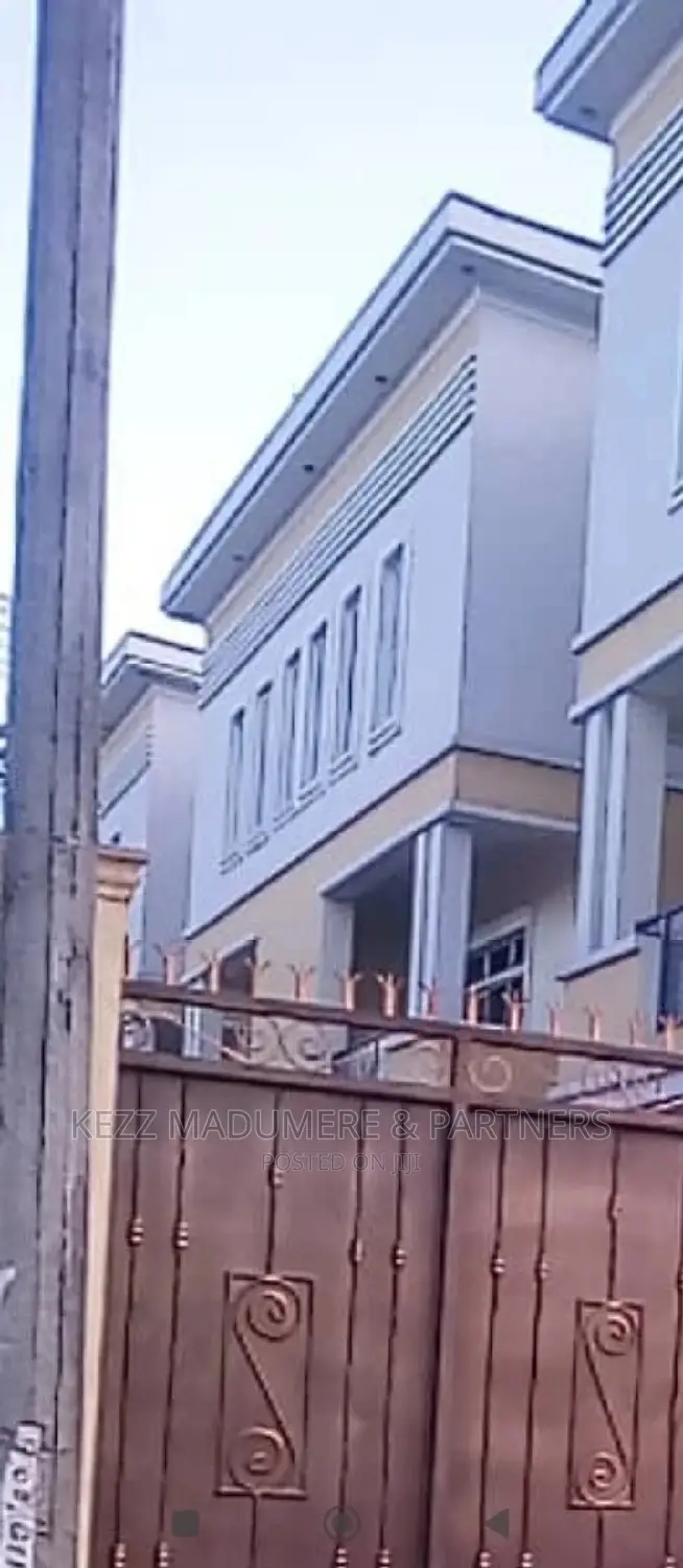 4bdrm Duplex in Dr Peter Odili, Port for sale in Port-Harcourt