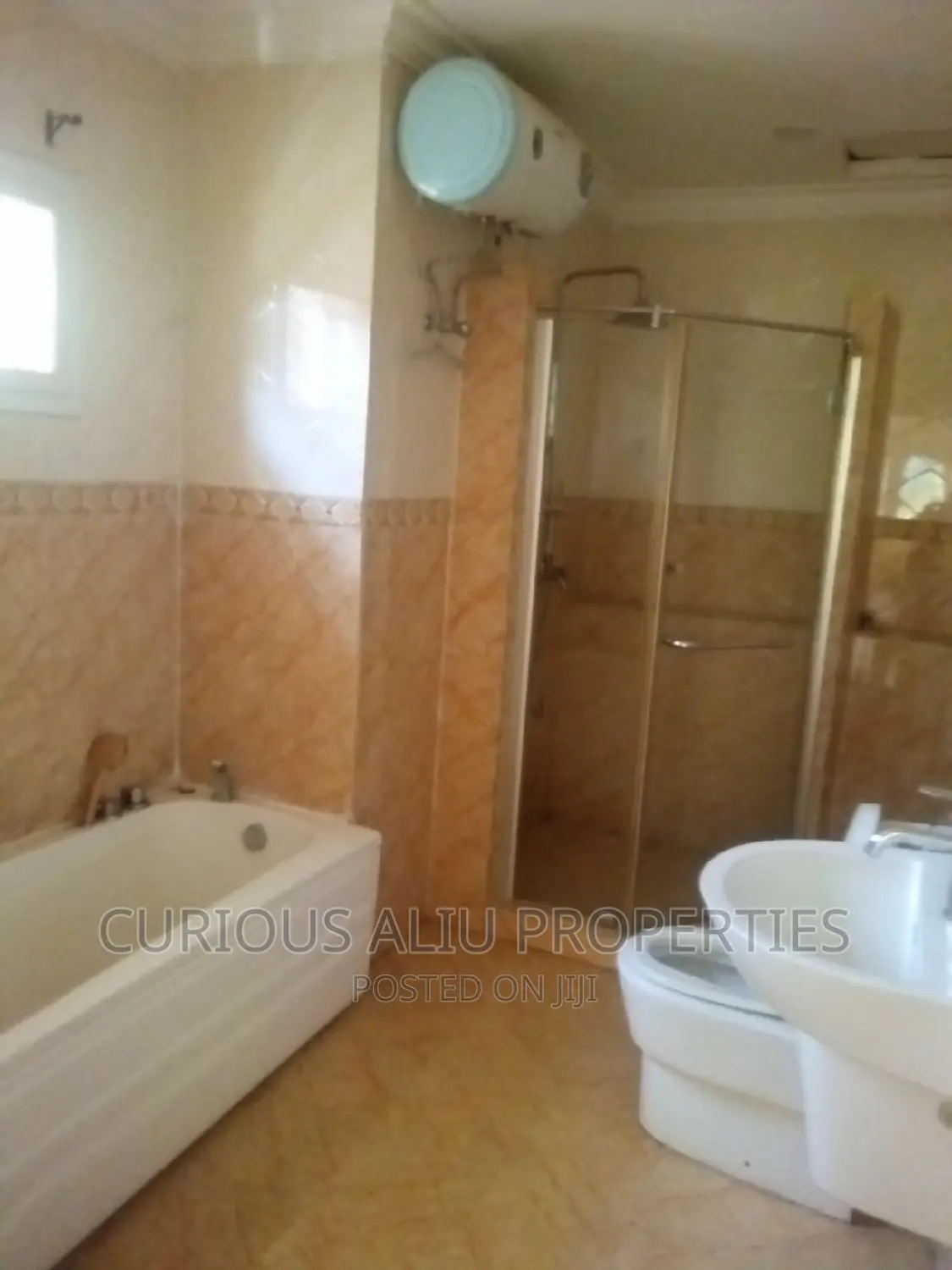 5bdrm Duplex in Brain And Herman, Life Camp for rent in Life Camp