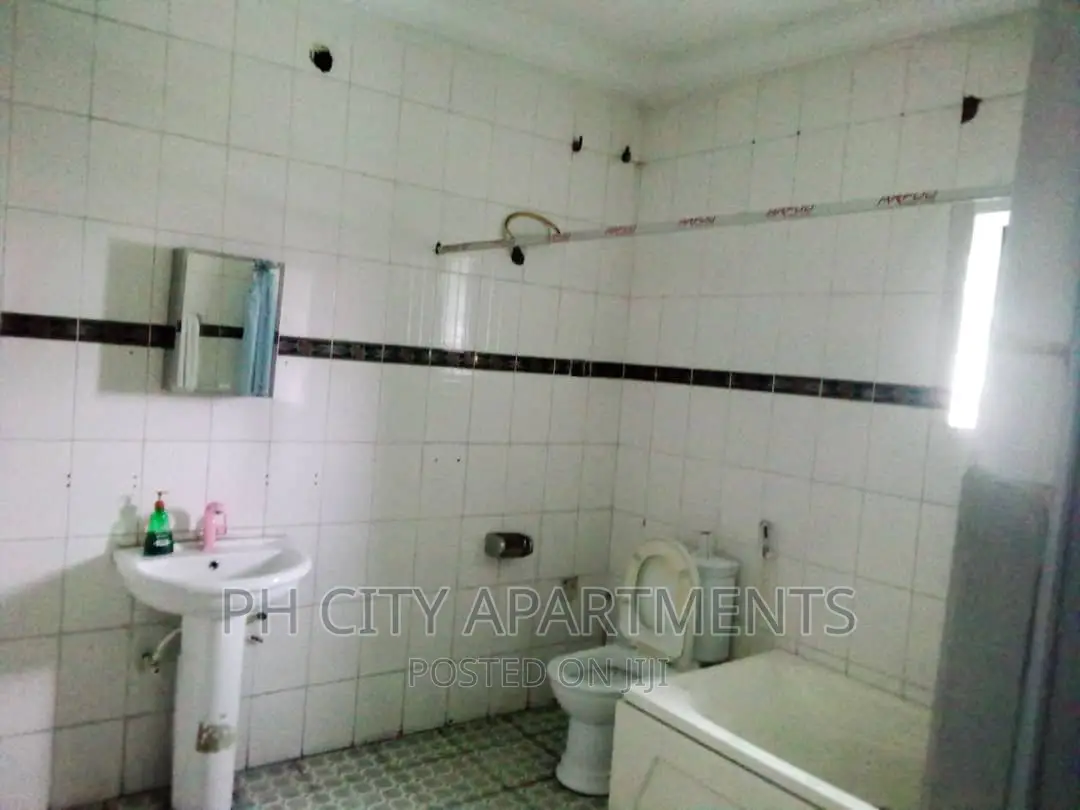 4bdrm Duplex in Port-Harcourt for sale in Port-Harcourt