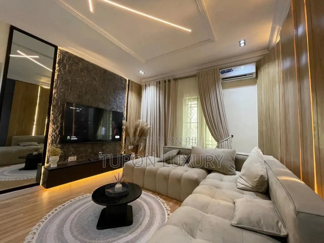 Luxury and Spacious 1 Bedroom Apartment in Lekki in Lekki Phase 1