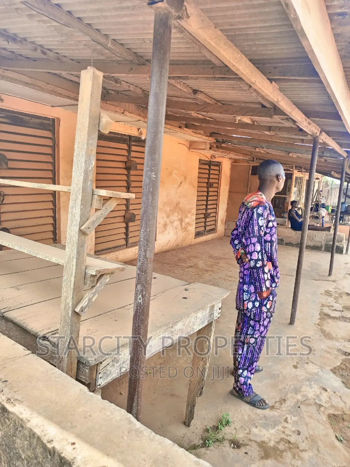 Full Plot of Land in Igboolomu Directly Facing the Road in Agric