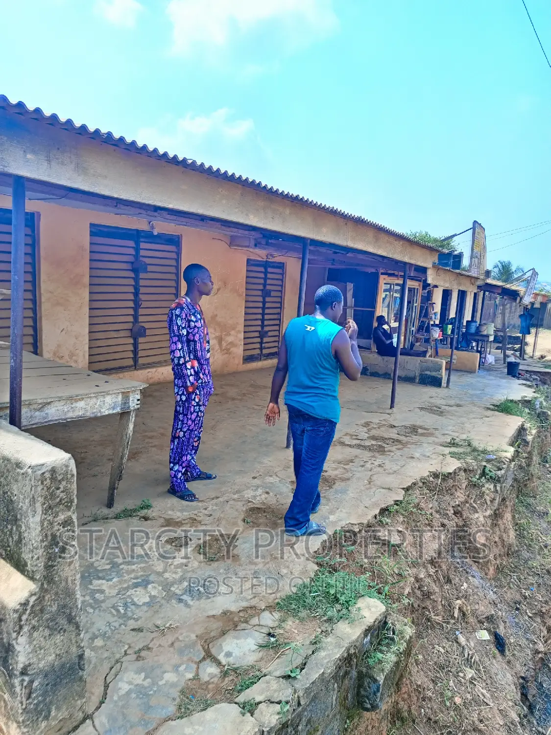 Full Plot of Land in Igboolomu Directly Facing the Road in Agric