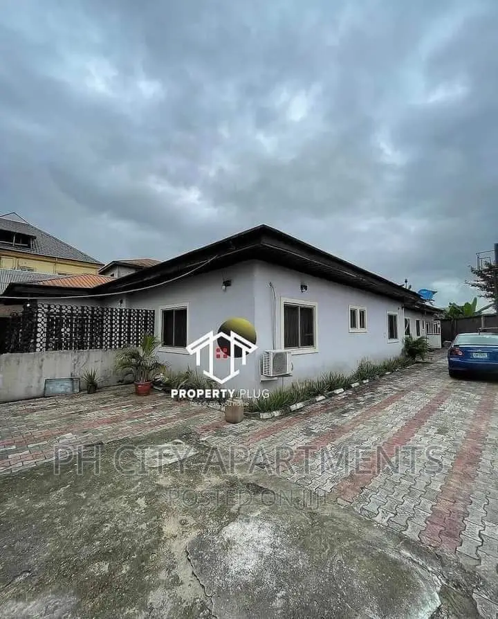 4bdrm Bungalow in Port-Harcourt for sale in Port-Harcourt