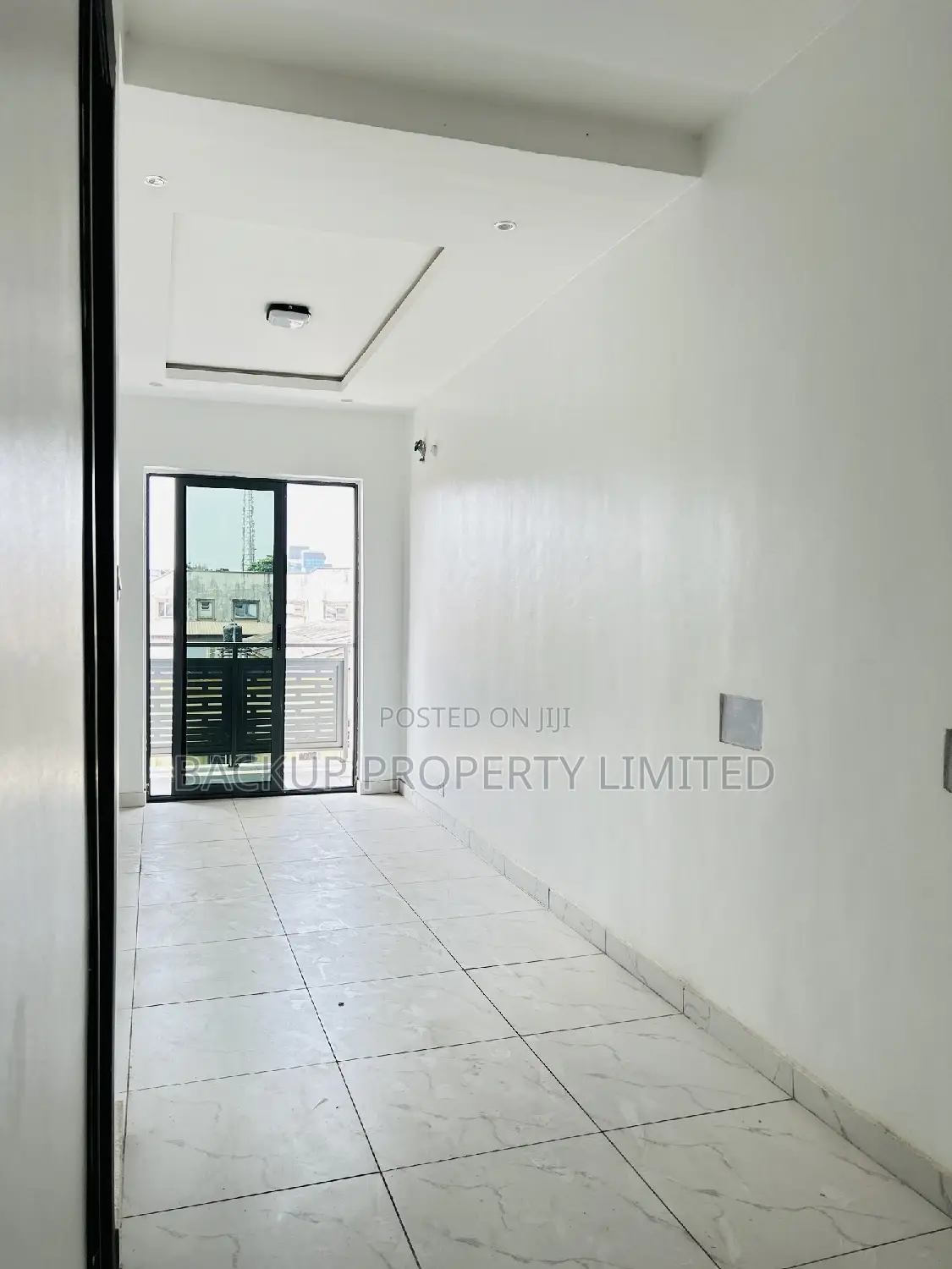 4bdrm Townhouse/Terrace in Obanikoro for sale in Obanikoro