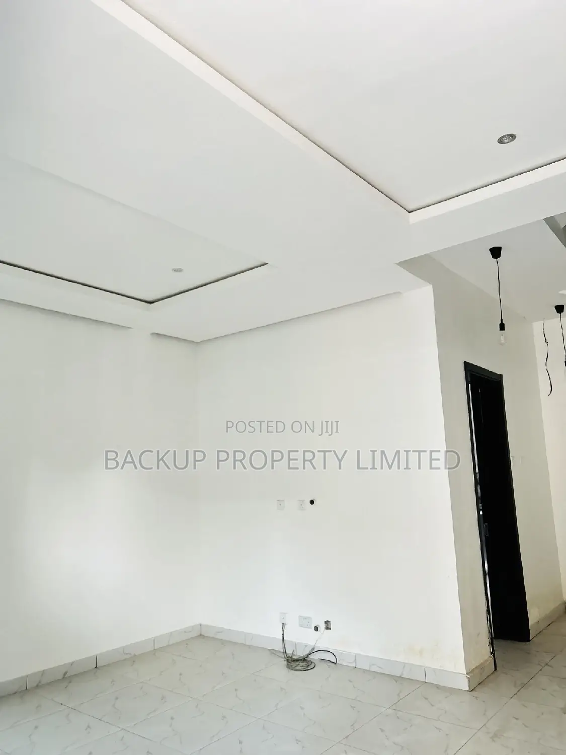 4bdrm Townhouse/Terrace in Obanikoro for sale in Obanikoro