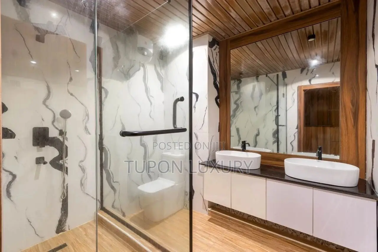 Luxury Three Bedroom Waterfront Apartment. in Lekki Phase 1