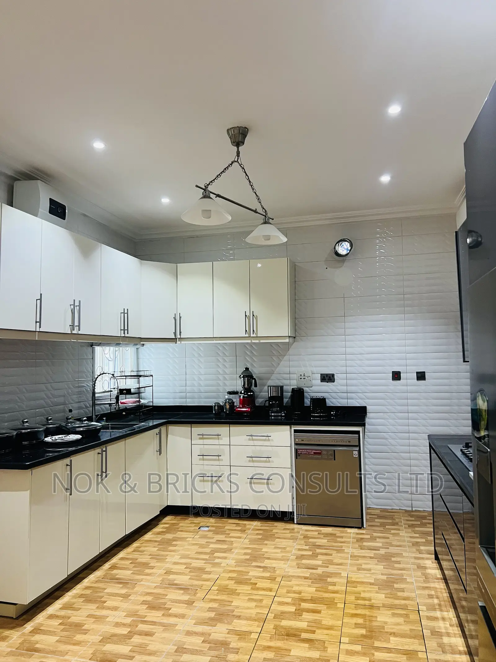 Furnished 4bdrm Duplex in Bricks Luxury, Guzape District for rent in Guzape District