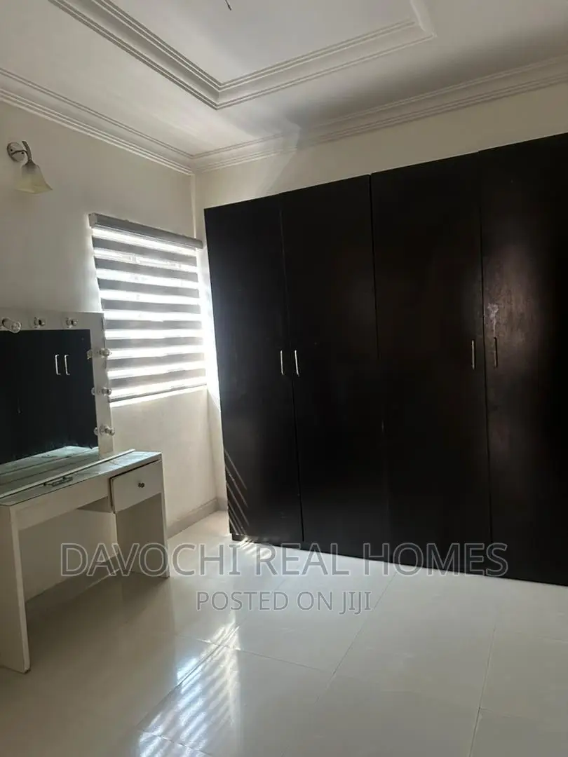 2bdrm Apartment in Orchid Road, Lekki for rent in Lekki
