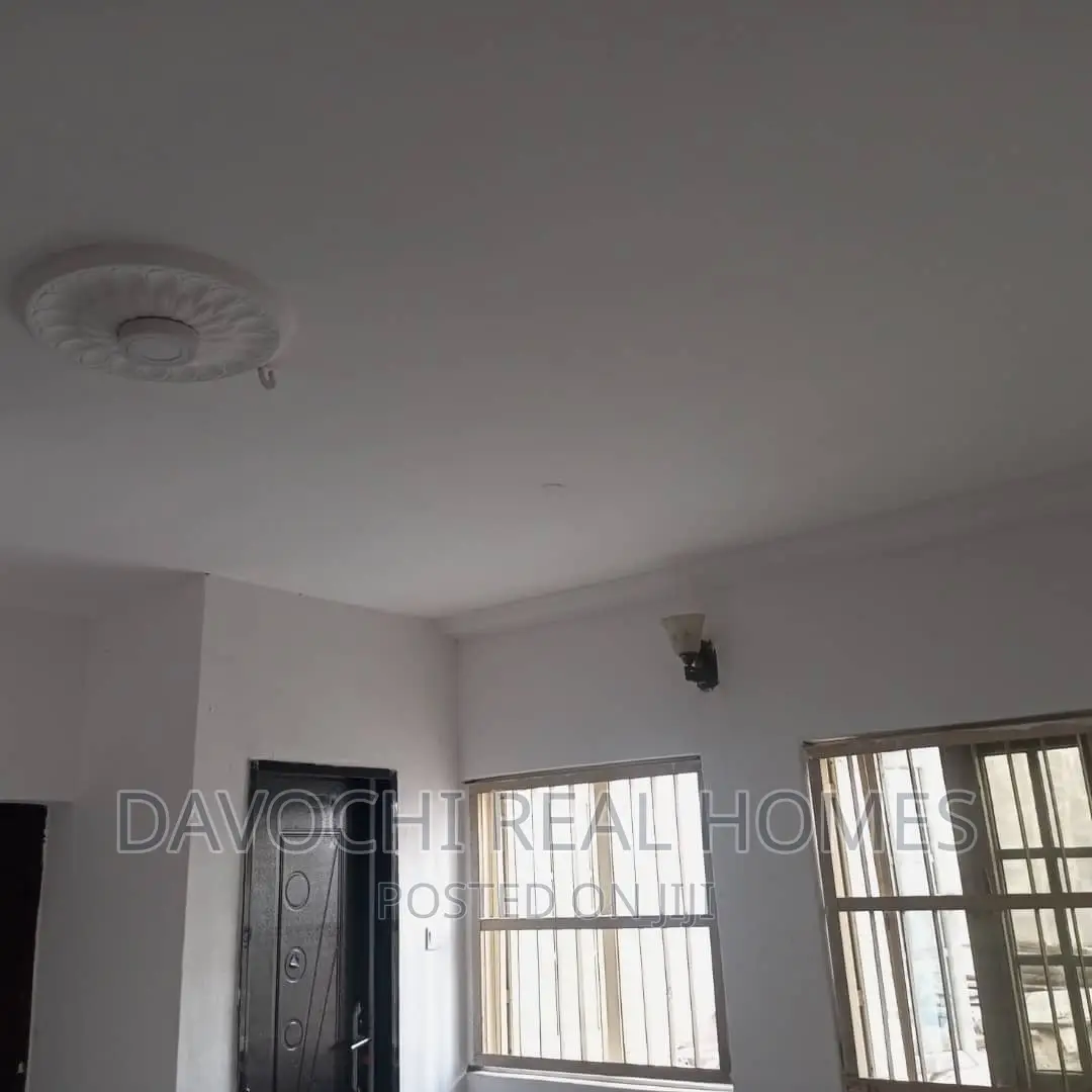 1bdrm Apartment in Ikota Villa, Lekki for rent in Lekki