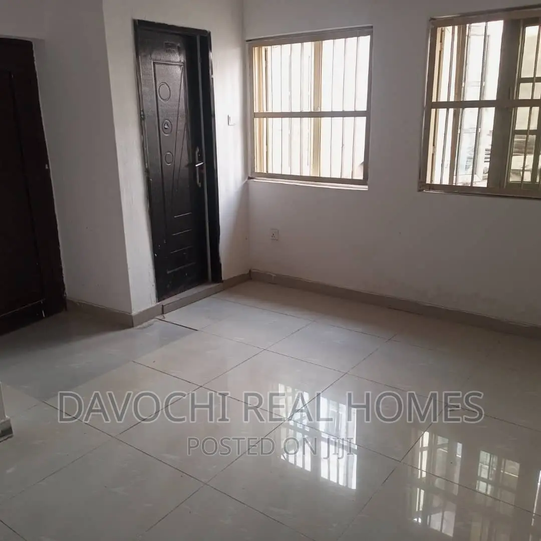 1bdrm Apartment in Ikota Villa, Lekki for rent in Lekki