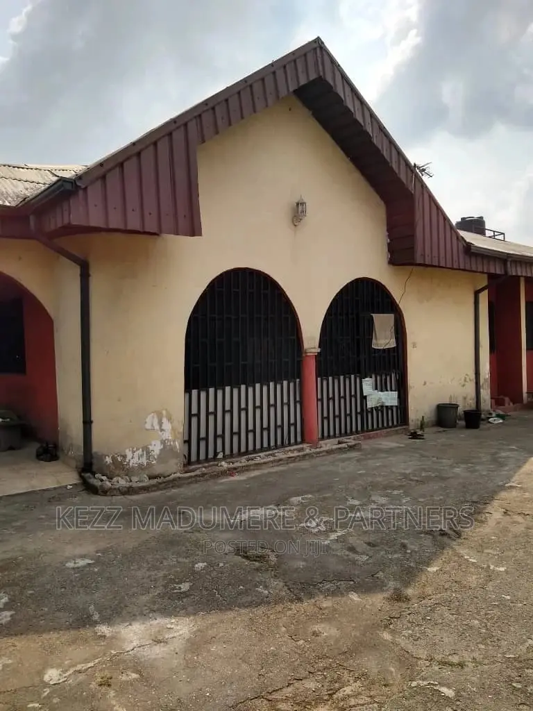 4bdrm Bungalow in Eligbolo, Near, Port-Harcourt for sale in Port-Harcourt