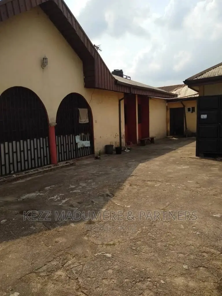 4bdrm Bungalow in Eligbolo, Near, Port-Harcourt for sale in Port-Harcourt