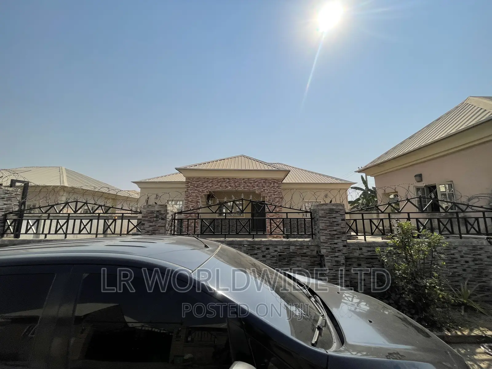 3bdrm Bungalow in Penthouse Estate, Lugbe District for sale in Lugbe District