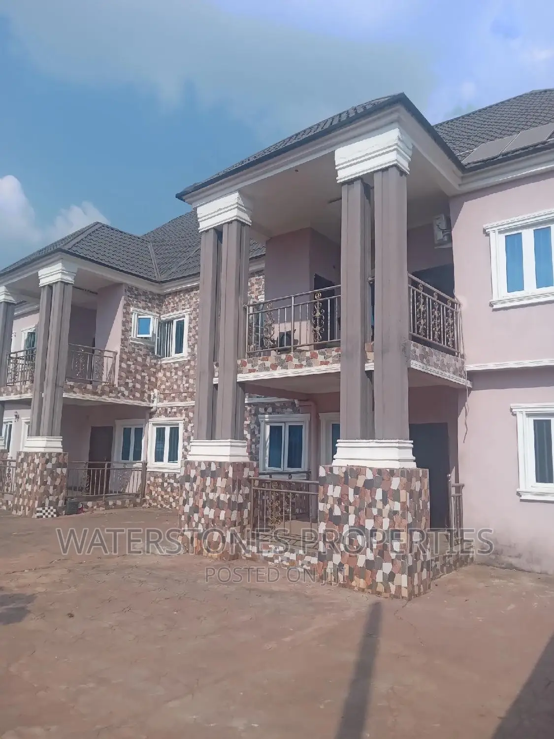 3bdrm Block of Flats in Asaba, Oshimili South for rent in Oshimili South