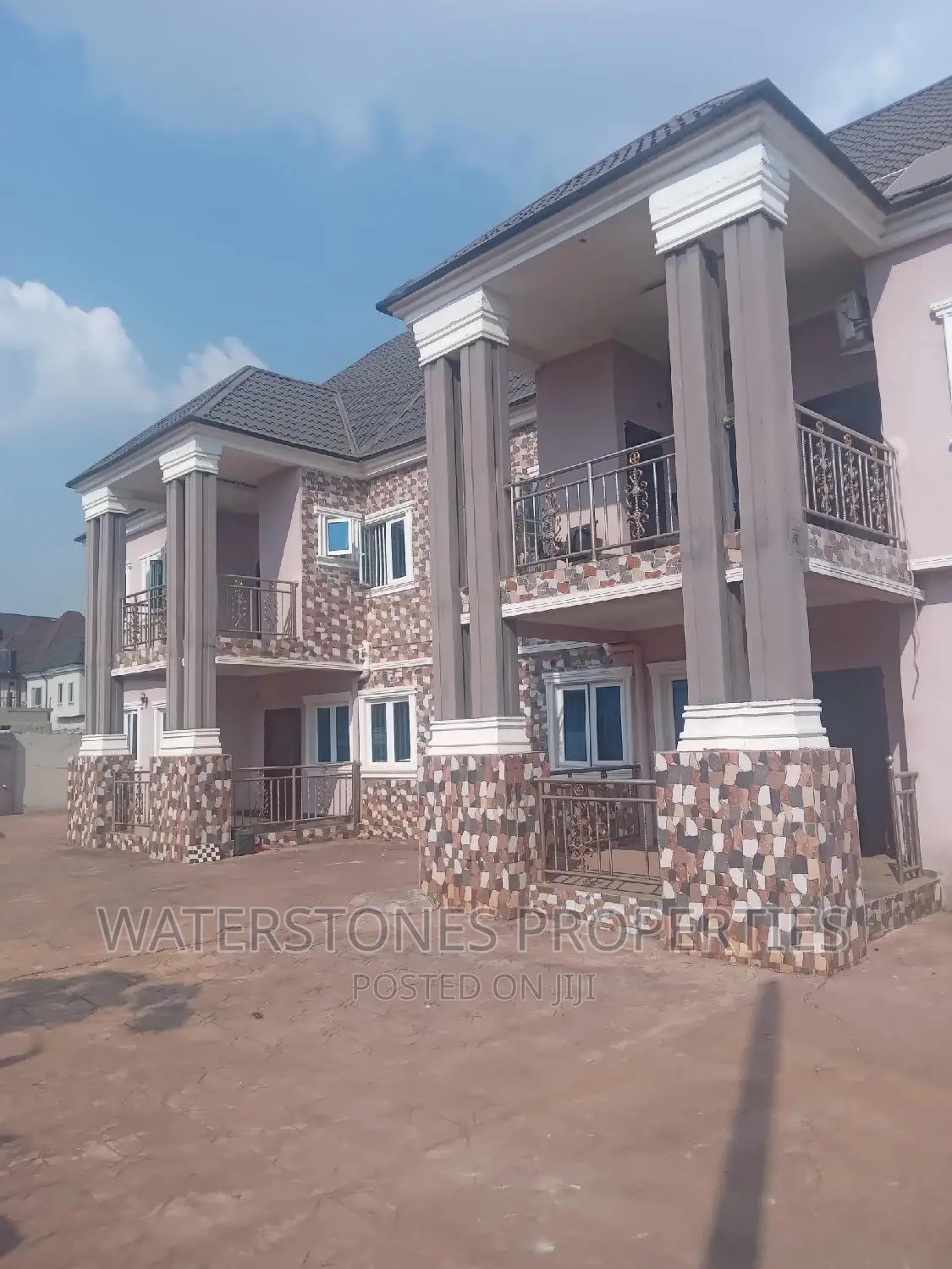 3bdrm Block of Flats in Asaba, Oshimili South for rent in Oshimili South