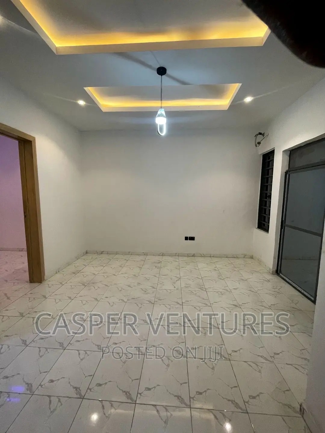 Mini Flat in Sage., Chevron for rent in Chevron