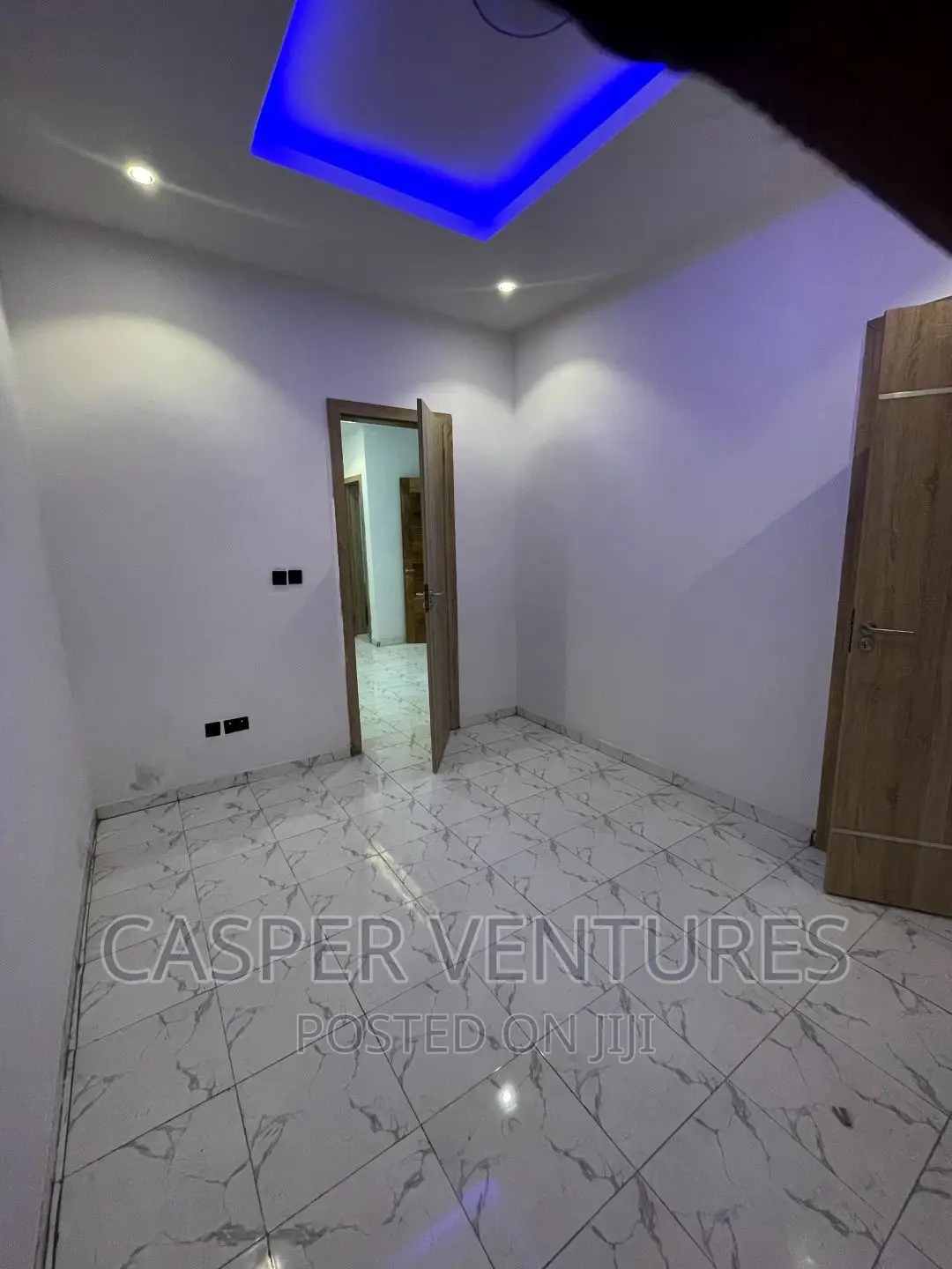 Mini Flat in Sage., Chevron for rent in Chevron