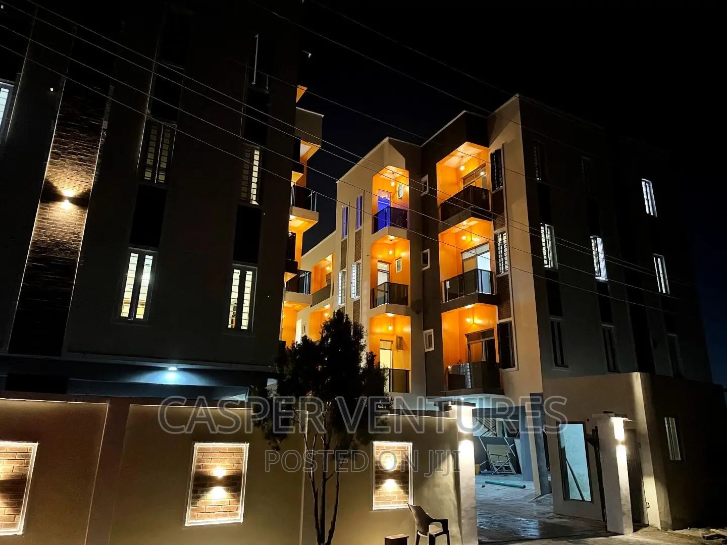 Mini Flat in Sage., Chevron for rent in Chevron