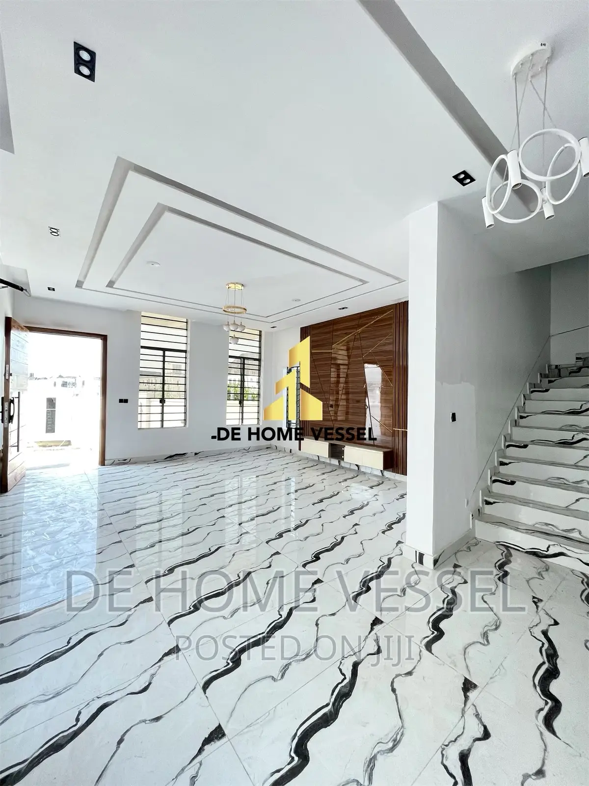 5bdrm Duplex in Lekki for sale in Lekki