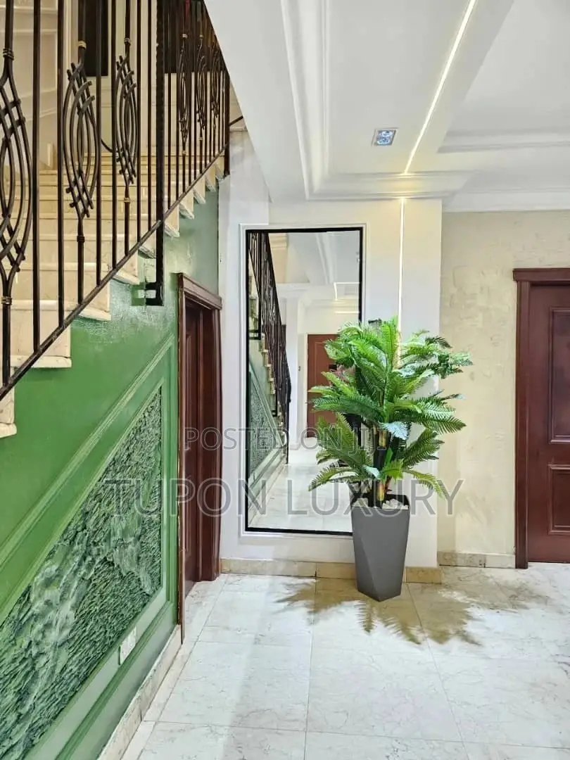 Luxury 4 Bedroom Duplex With Pool,Gym Snooker in Lekki Phase 1