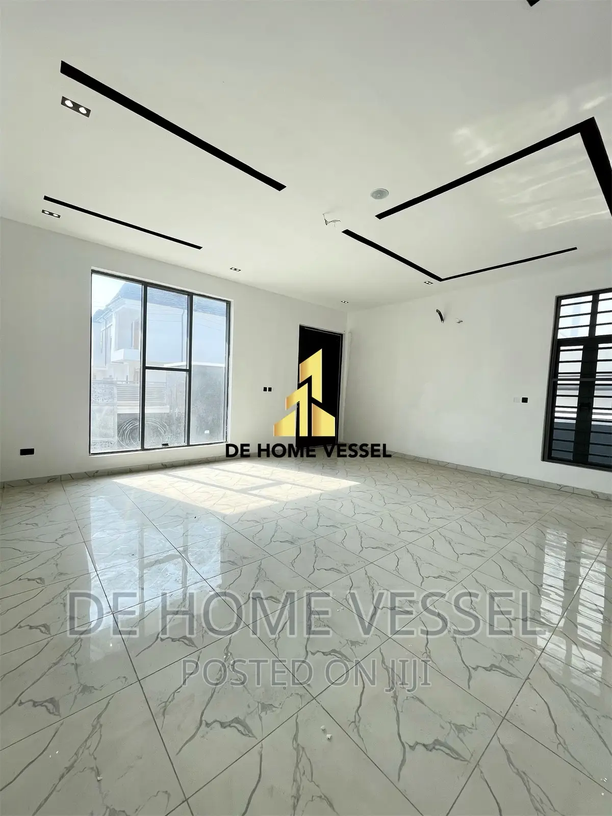 5bdrm Duplex in Ikota for sale in Ikota