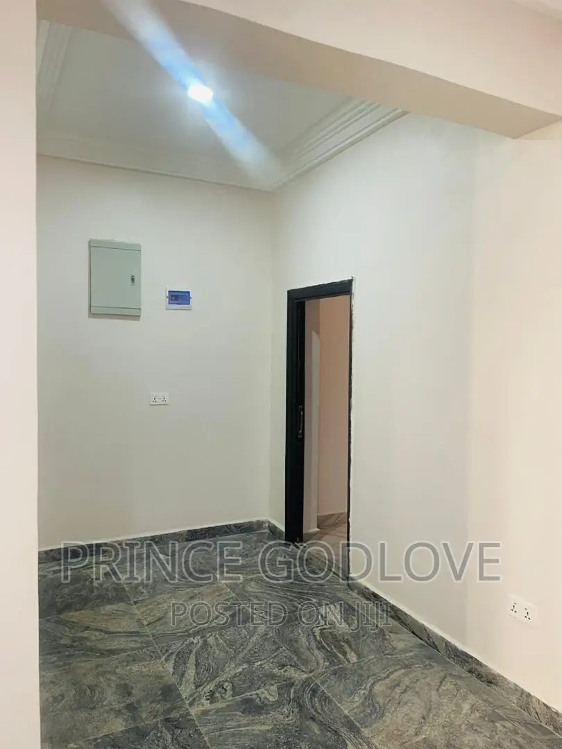 2bdrm Block of Flats in Trans Engineering, Dawaki for rent in Dawaki