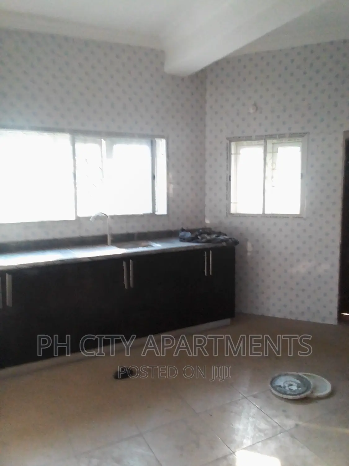 3bdrm Block of Flats in Paradise Estate, Port-Harcourt for rent in Port-Harcourt