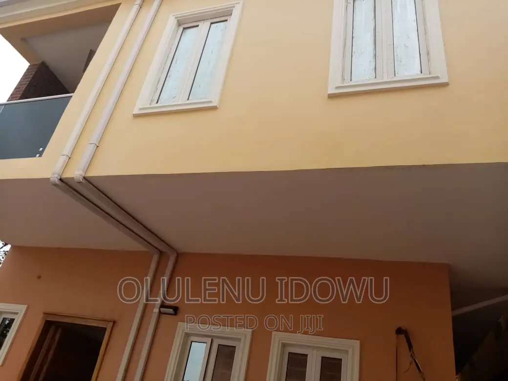 Furnished 5bdrm Duplex in Ajao Eatate, Alimosho for sale in Alimosho