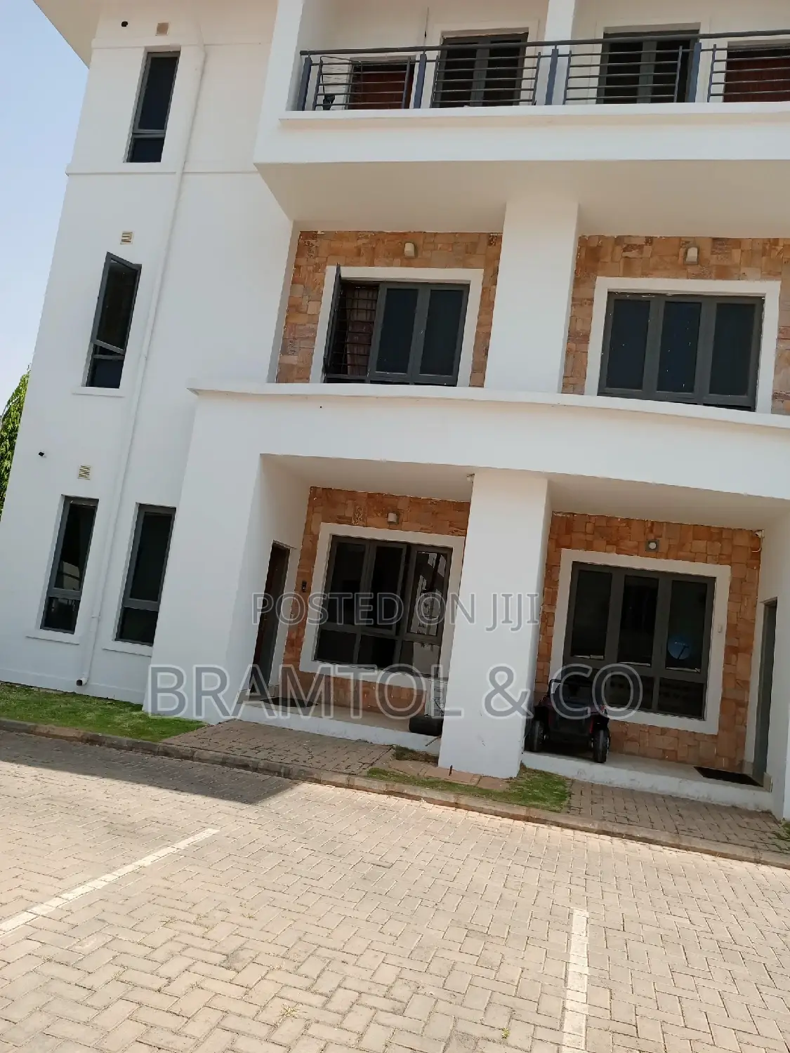 4bdrm Townhouse / Terrace in Guzape District for rent in Guzape District