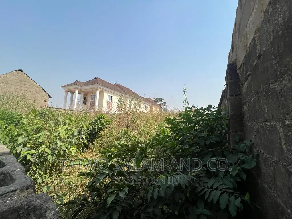 680sqm Residential Plot of Land in Akobo
