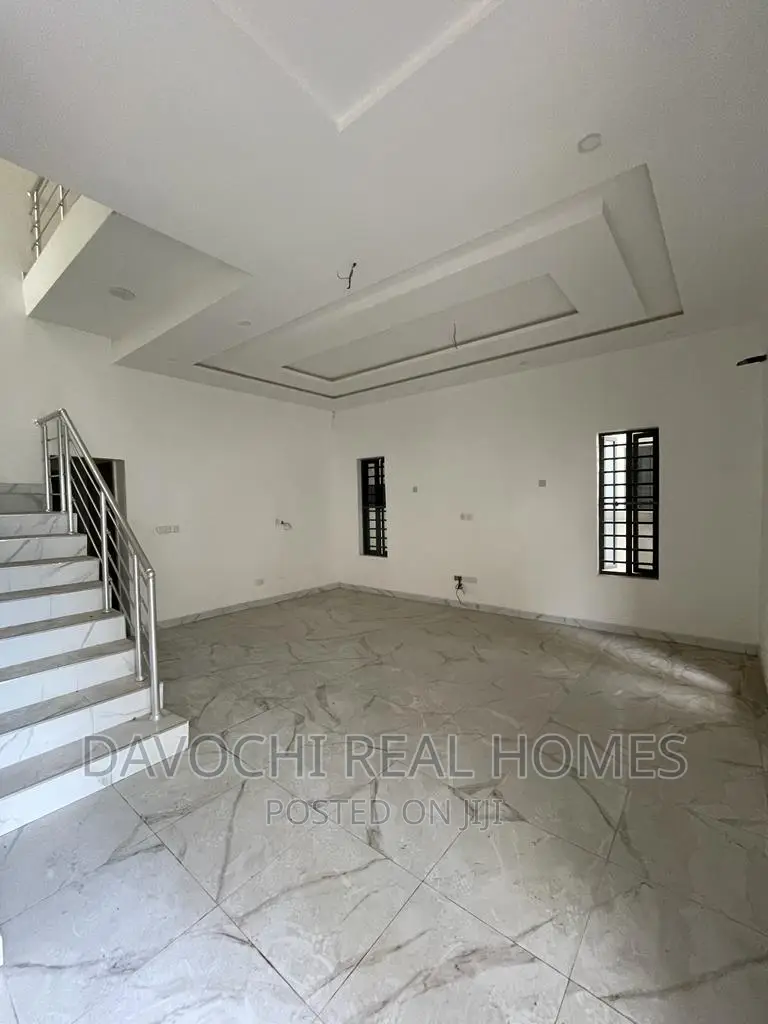 4bdrm Duplex in Chevron Drive, Lekki for rent in Lekki