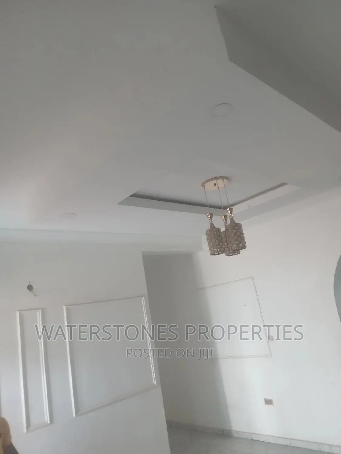 2bdrm Block of Flats in Vanguard, Oshimili South for rent in Oshimili South