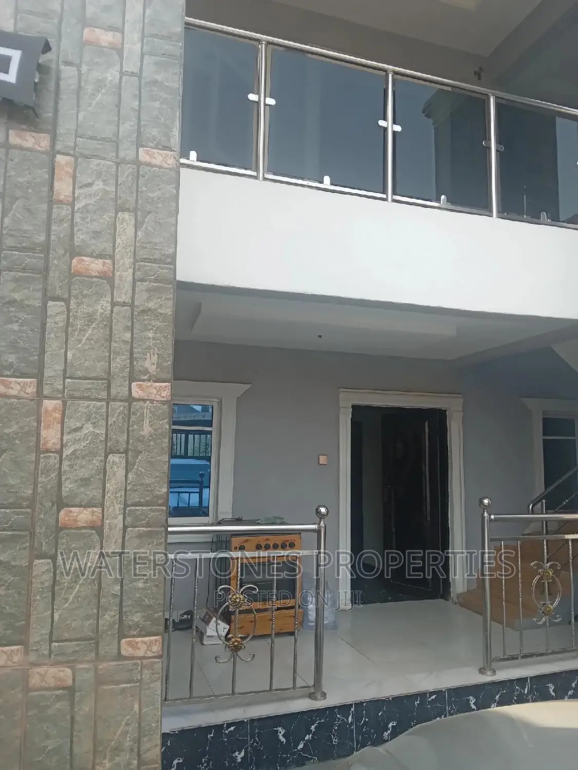 2bdrm Block of Flats in Vanguard, Oshimili South for rent in Oshimili South