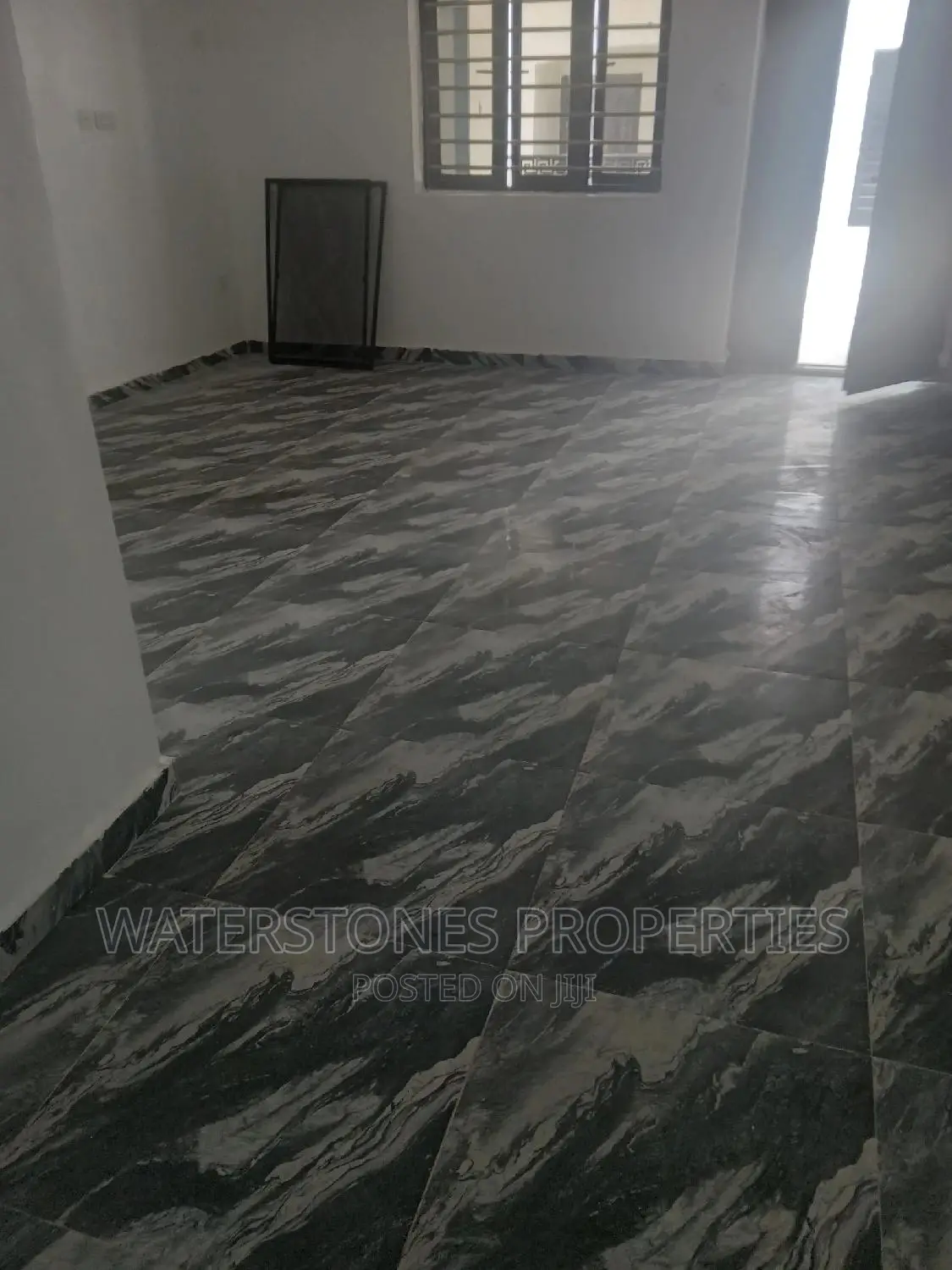 2bdrm Block of Flats in Vanguard, Oshimili South for rent in Oshimili South