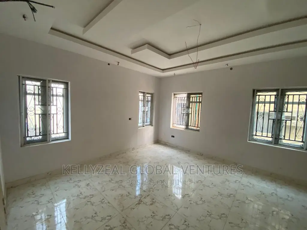2bdrm Apartment in Gloryland Estate, Ago Palace for rent in Ago Palace