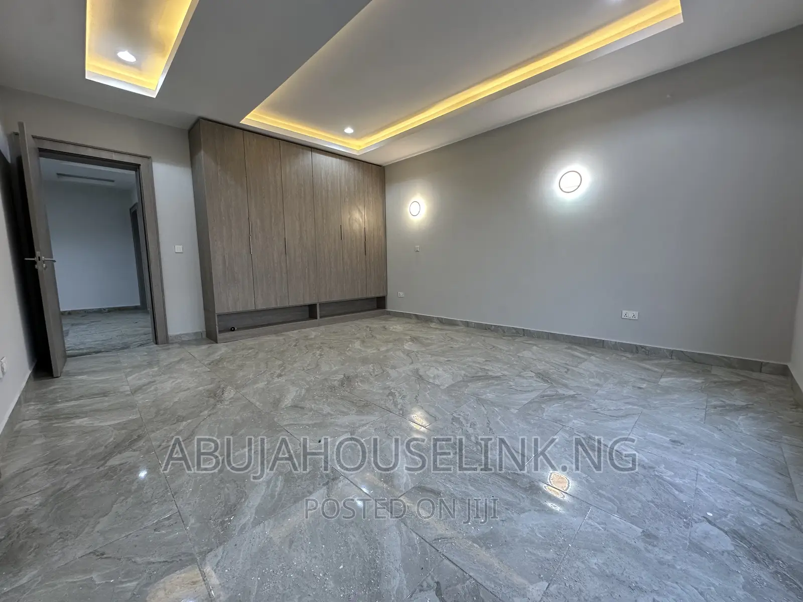 5bdrm Duplex in Guzape Abuja for sale in Guzape District
