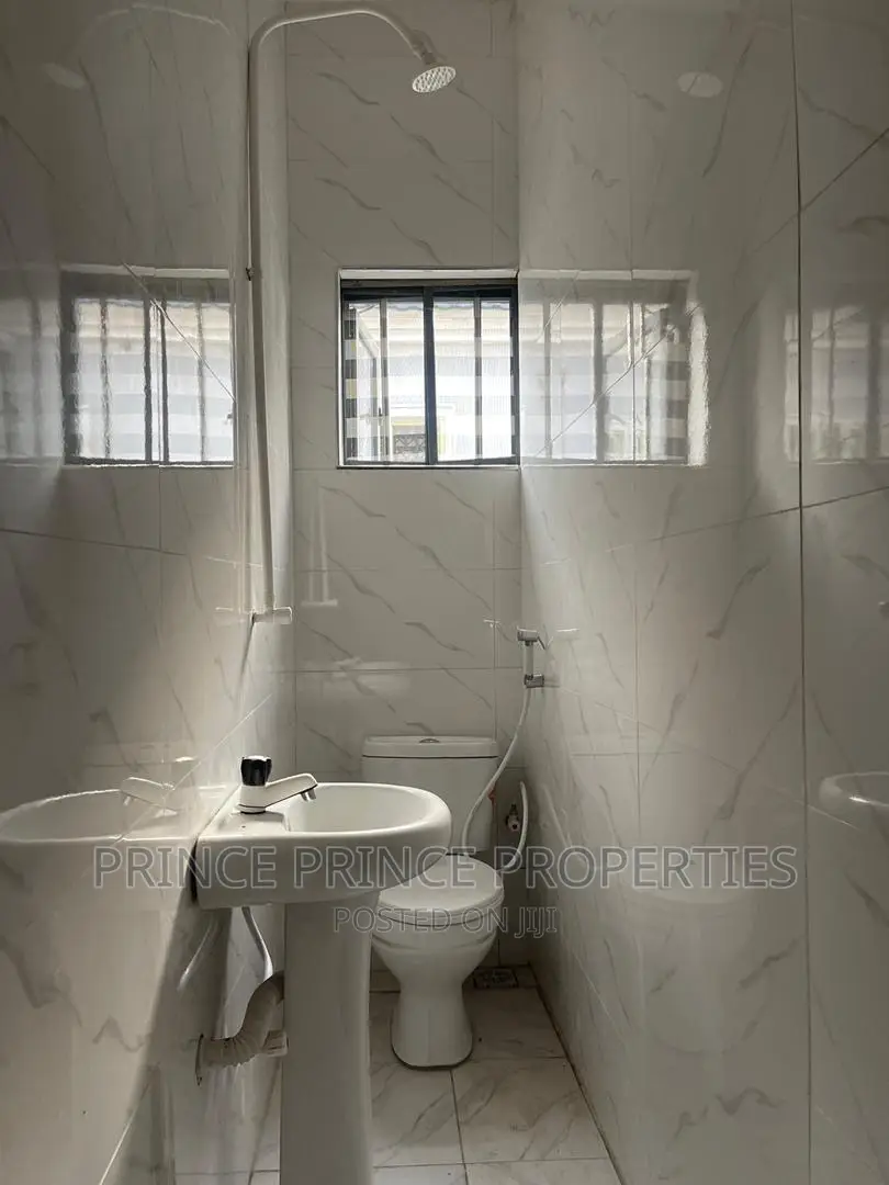 Furnished 2bdrm Block of Flats in Surulere for rent in Surulere