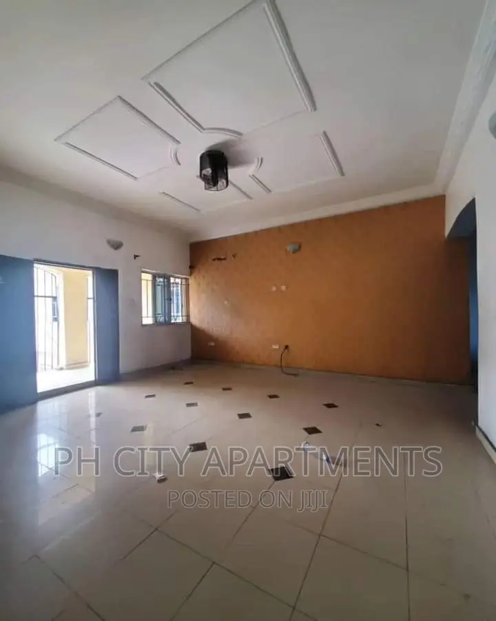 3bdrm Block of Flats in Mercy Land, Port-Harcourt for rent in Port-Harcourt