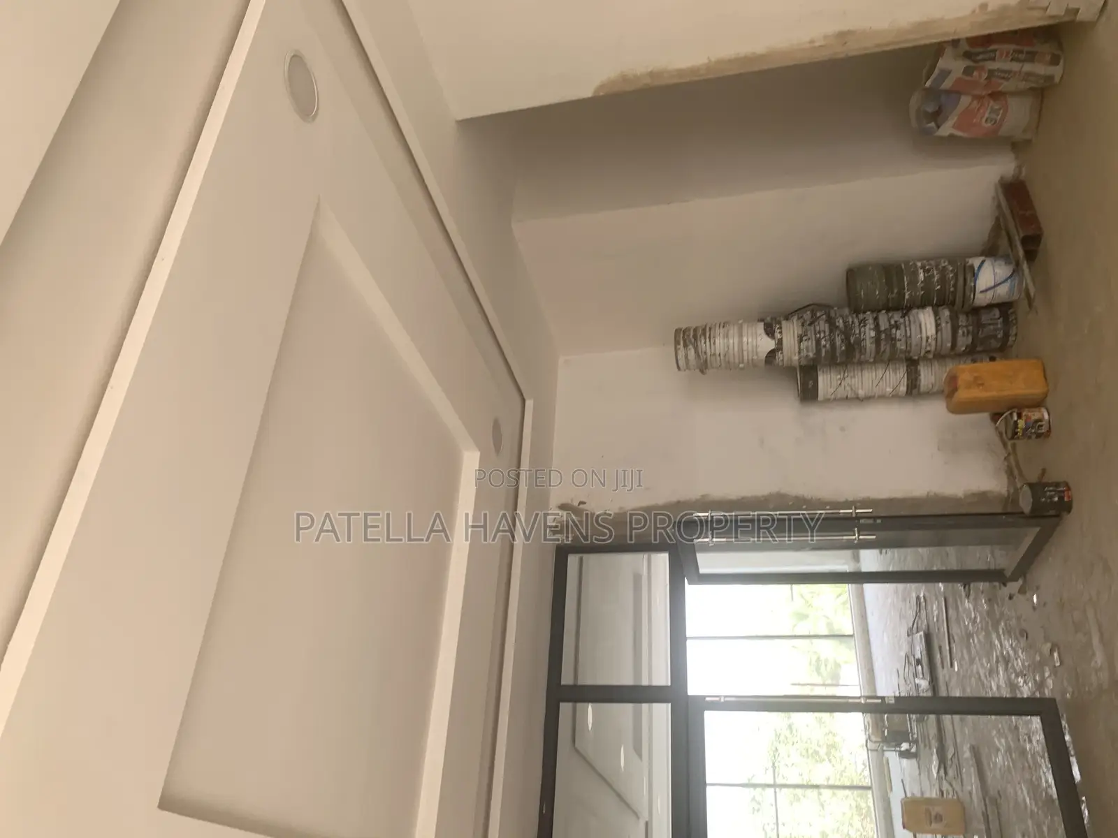 Strategic Commercial Space for Sale in Wuse 2 in Wuse